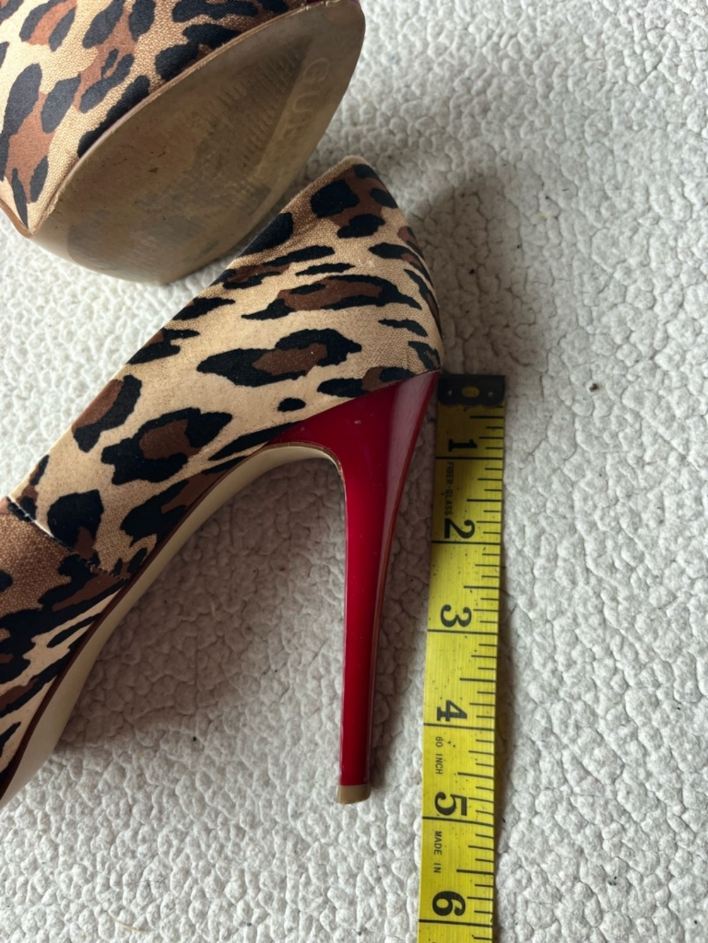 GUESS LEOPARD PRINT PEEP TOE HIGH HEELS WOMENS SIZE 8 5” - Picture 4 of 7